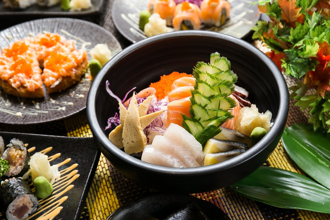 Обои картинки фото еда, разное, японская, кухня, морепродукты, рыба, тофу, декор