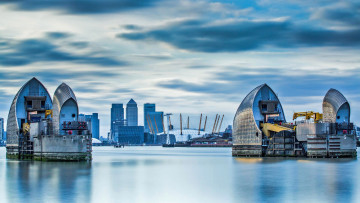 обоя река темза, лондон, города, лондон , великобритания, уэмбли, отражение, река, темза, облака, городской, пейзаж, здание, архитектура
