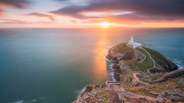 Картинка south+stack+lighthouse wales природа маяки south stack lighthouse