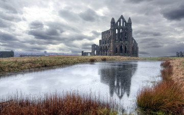 Картинка города -+исторические +архитектурные+памятники england whitby озеро замок