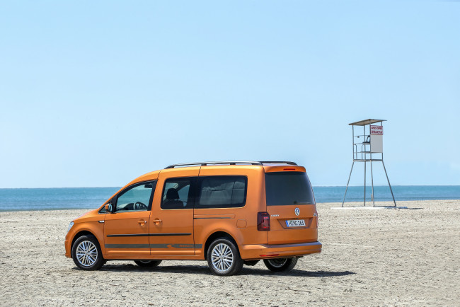 Обои картинки фото автомобили, volkswagen, caddy, 2015г, 4motion, maxi, beach