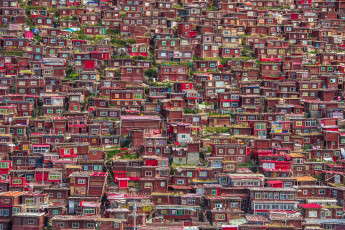 Картинка города -+панорамы гардзе-тибетский автономный округ провинции сычуань город домики larung gar китай