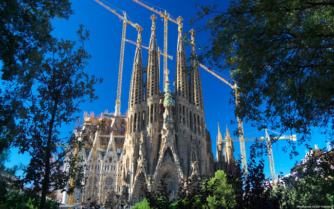 Обои картинки фото sagrada, familia, barcelona, города, барселона, испания