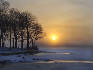 Картинка природа восходы закаты снег лед озеро зима солнце деревья