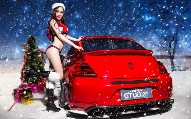 Обои картинки фото автомобили, -авто с девушками, фон, взгляд, девушка, подарки, снегурочка, зима, снег, автомобиль