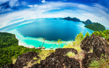 Картинка природа тропики малайзия море побережье горизонт скалы небо панорама пляж бунгало bohey dulang island