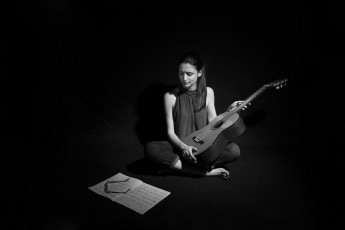 Картинка музыка -другое девушка гитара ноты
