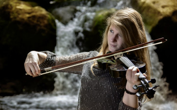 Картинка музыка -другое природа скрипка взгляд девушка лицо