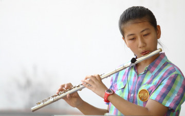 Картинка музыка -другое девушка флейта