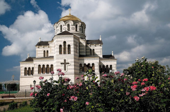Картинка города православные церкви монастыри купол розы крест белый