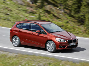 Картинка автомобили bmw active 218d tourer красный