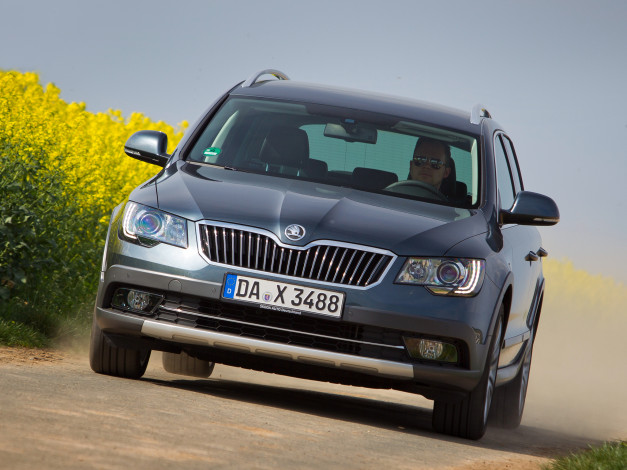 Обои картинки фото автомобили, skoda, 2014г, outdoor, combi, superb