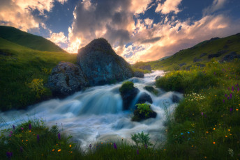 Картинка природа реки озера sozel трава скалы поток река небо