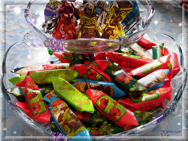 Обои картинки фото еда, конфеты, шоколад, сладости, вазы