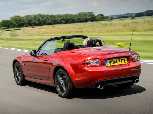 Обои картинки фото автомобили, mazda, красная, 2014г, nc3, uk-spec, 25th, anniversary, mx-5