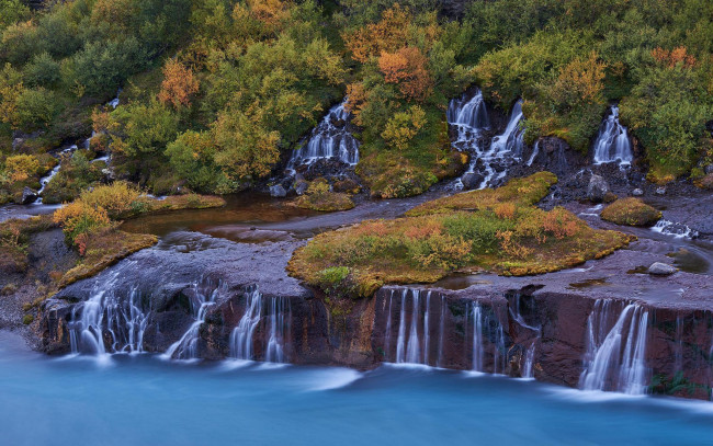 Обои картинки фото природа, водопады, исландия, хвитау, хрёйнфоссар, скалы, река