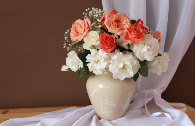 Обои картинки фото цветы, букеты,  композиции, букет, розы, ваза