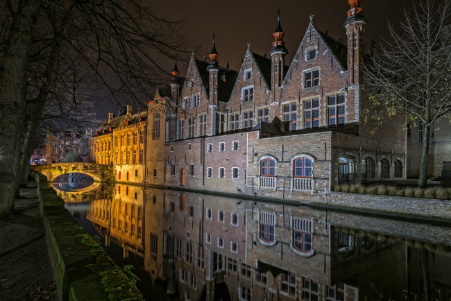 Обои картинки фото brugge reien,  belgium, города, брюгге , бельгия, ночь, огни