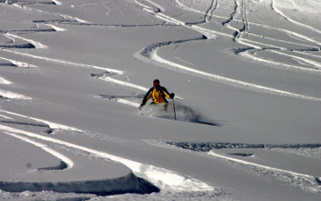 Картинка спорт лыжный спуск снег