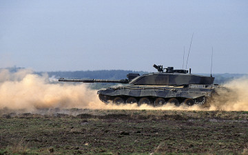 Картинка техника военная танк атака выстрел
