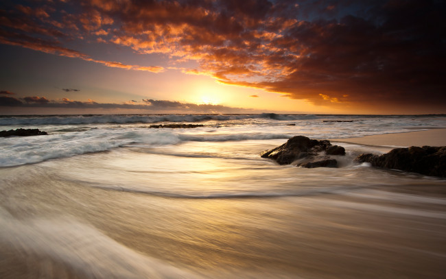 Обои картинки фото природа, побережье, закат, океан, пляж, волны, тучи