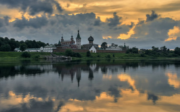 Картинка города -+православные+церкви +монастыри река лето ленинградская область старая ладога вечер монастырь