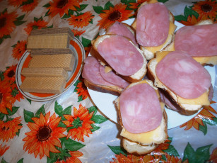 Картинка еда бутерброды +гамбургеры +канапе колбаса сыр хлеб вафли