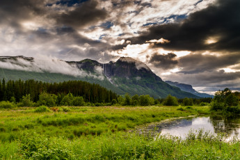 Картинка природа пейзажи derevya goryi norvegiya hemsedal dolina peyza reka