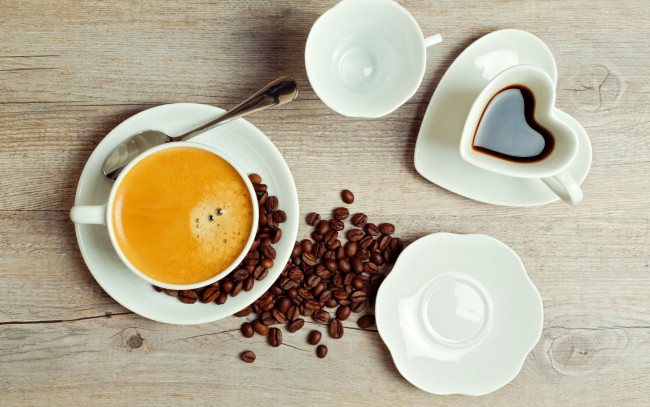 Обои картинки фото еда, кофе, кофейные, зёрна, чашки, блюдца, зерна