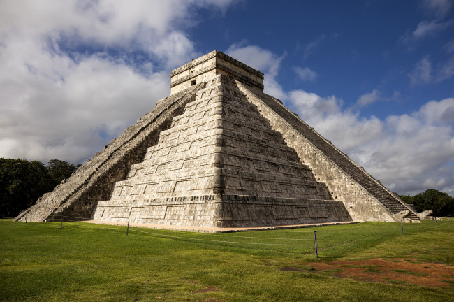 Обои картинки фото chichen itza,  mexico, города, - исторические,  архитектурные памятники, пирамида, ступенчатая