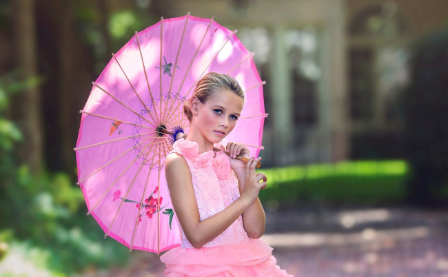Обои картинки фото девушки, - блондинки,  светловолосые, зонтик
