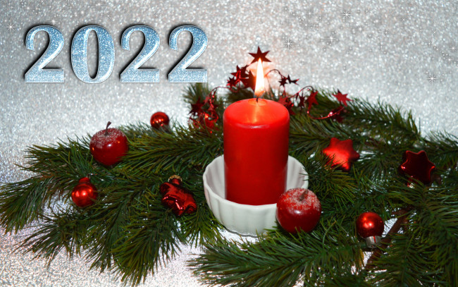 Обои картинки фото праздничные, новогодние свечи, свеча, ветка, ёлка, украшения, яблоки