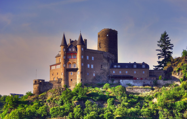Обои картинки фото castle, katz, germany, города, дворцы, замки, крепости, деревья, замок, башни