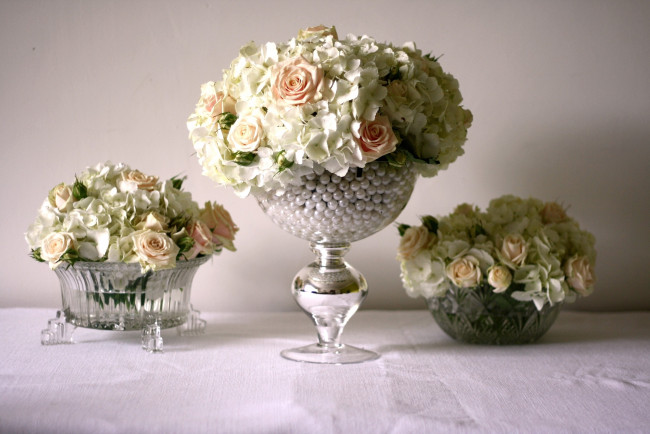 Обои картинки фото цветы, букеты, композиции, вазы, розы, гортензия