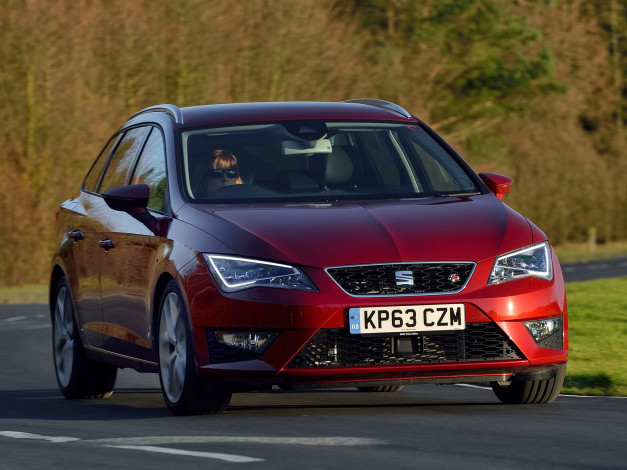 Обои картинки фото автомобили, seat, leon, st, fr, uk-spec, 2014, красный