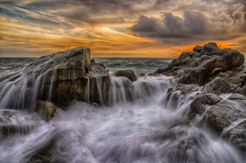 Картинка природа побережье океан скалы прибой