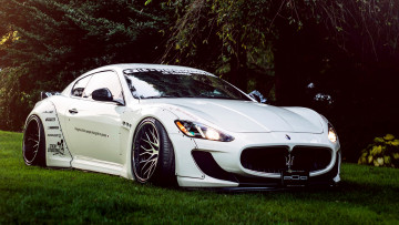 Картинка автомобили maserati granturismo