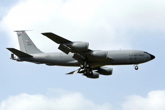Обои картинки фото авиация, военно-транспортные самолёты, войсковой, транспорт