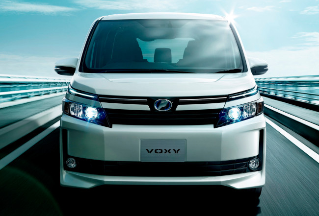 Обои картинки фото toyota voxy-v 2014, автомобили, toyota, 2014, voxy-v