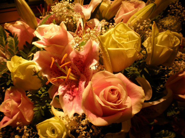 Обои картинки фото цветы, букеты, композиции, букет, розы