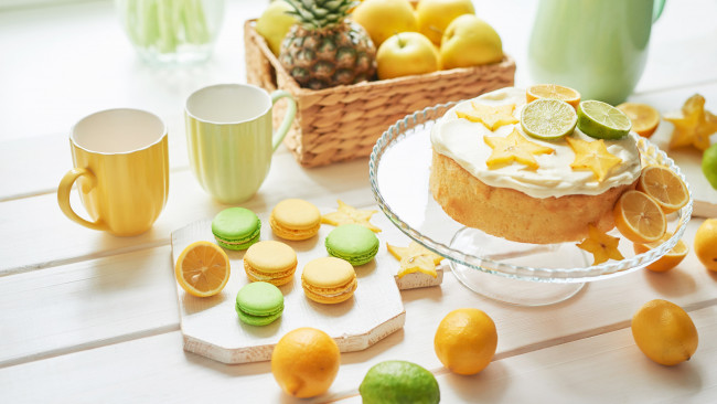 Обои картинки фото еда, макаруны, ананас, торт, карамбола, лимоны