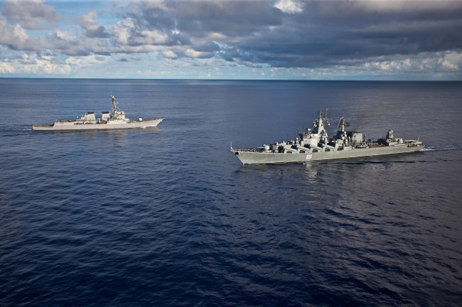 Обои картинки фото корабли, крейсеры, линкоры, эсминцы, эскадренный, миноносец, уро, крейсер, ракетний