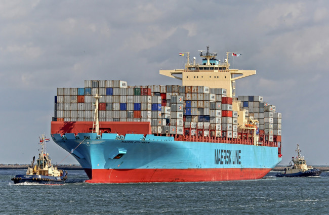Обои картинки фото m&, 230, rsk stockholm, корабли, грузовые суда, контейнеровоз