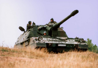 обоя техника, военная, гусеничная, бронетехника, сау, панцерхаубице, 2000