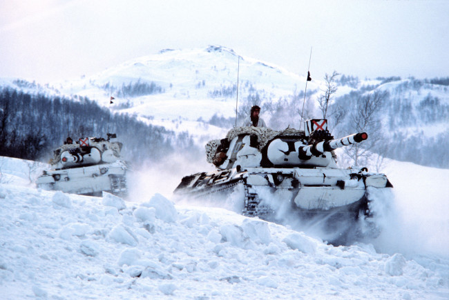 Обои картинки фото техника, военная, леопард, снег, танк