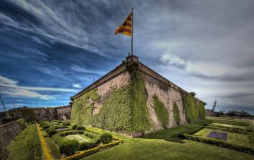 Картинка barcelona города -+дворцы +замки +крепости штандарт крепость