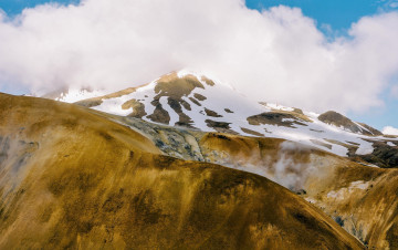 Картинка природа горы облака небо пар гейзер снег