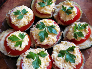 Картинка еда салаты +закуски сыр петрушка помидоры