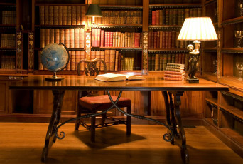 Картинка интерьер кабинет библиотека офис глобус стол