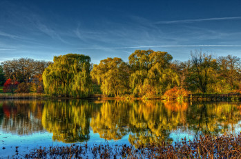 Картинка природа реки озера осень озеро отражение
